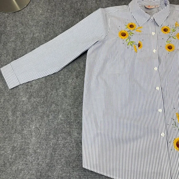 Quaker Factory by Jeanne Bice‎ XL Blue White Stripe Embroidered Sunflower Shirt - Picture 6 of 16